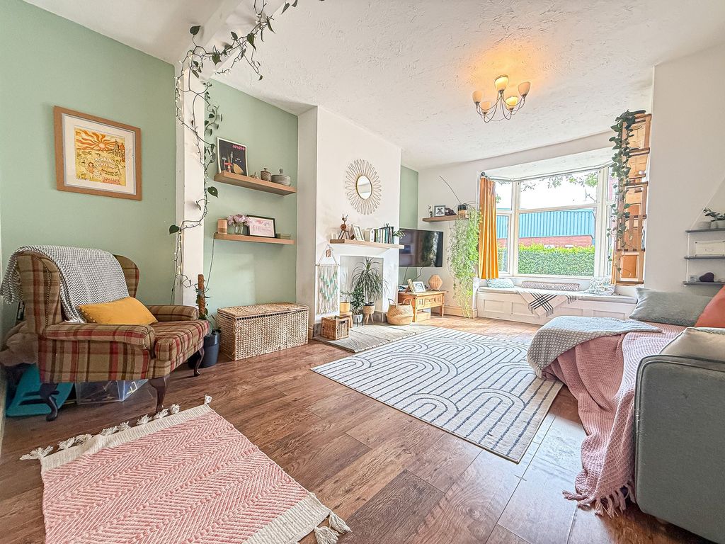 Property photo 2 of 18