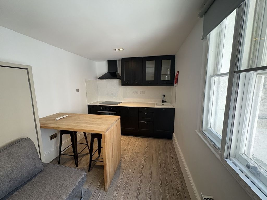 Property photo 1 of 7 Picture No. 04
