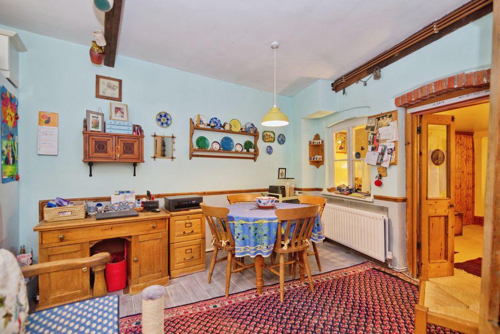 Property photo 3 of 16 Photography