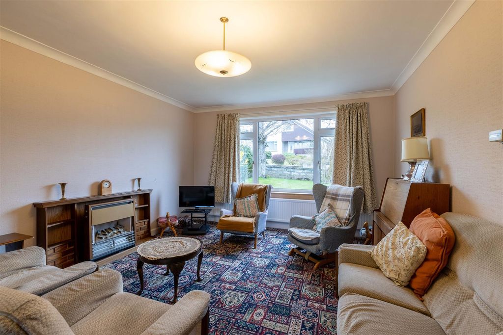 Property photo 3 of 40 10, Corsie Drive Perth-33.Jpg