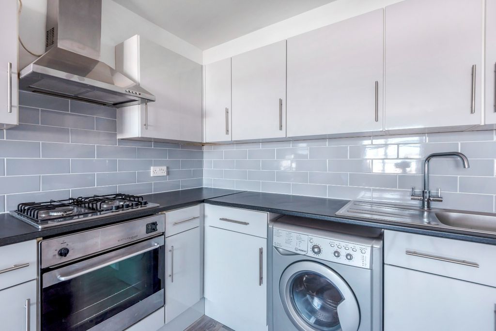 Property photo 3 of 10 1809064