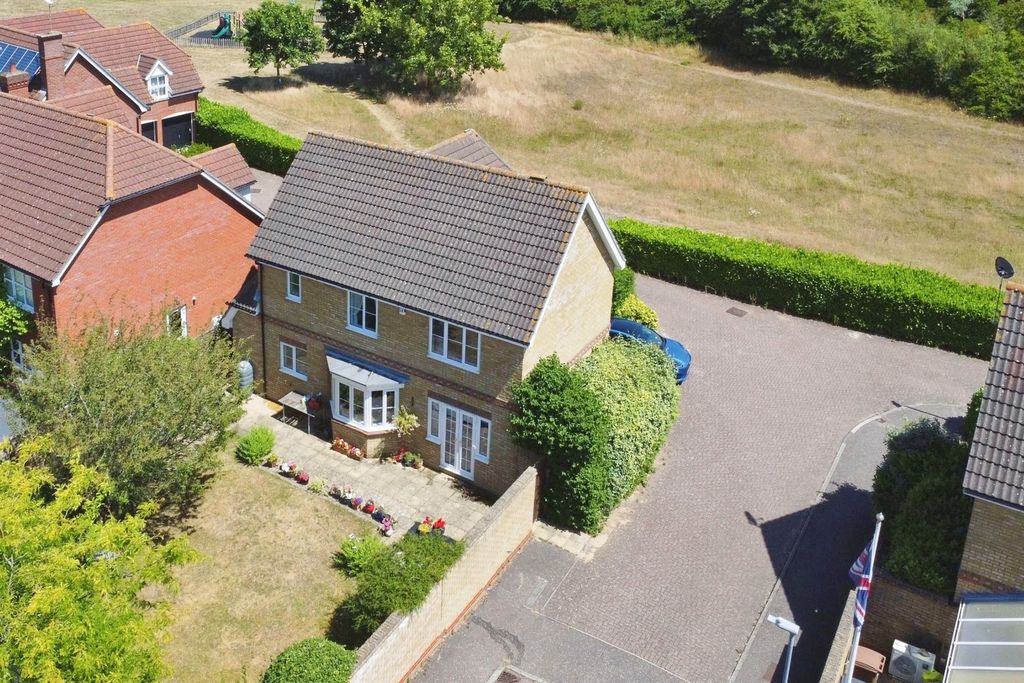 Property photo 2 of 19