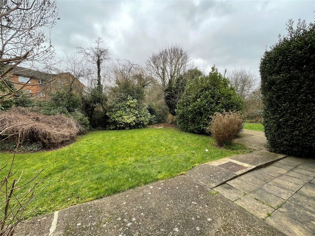 Property photo 3 of 8 Picture No. 14