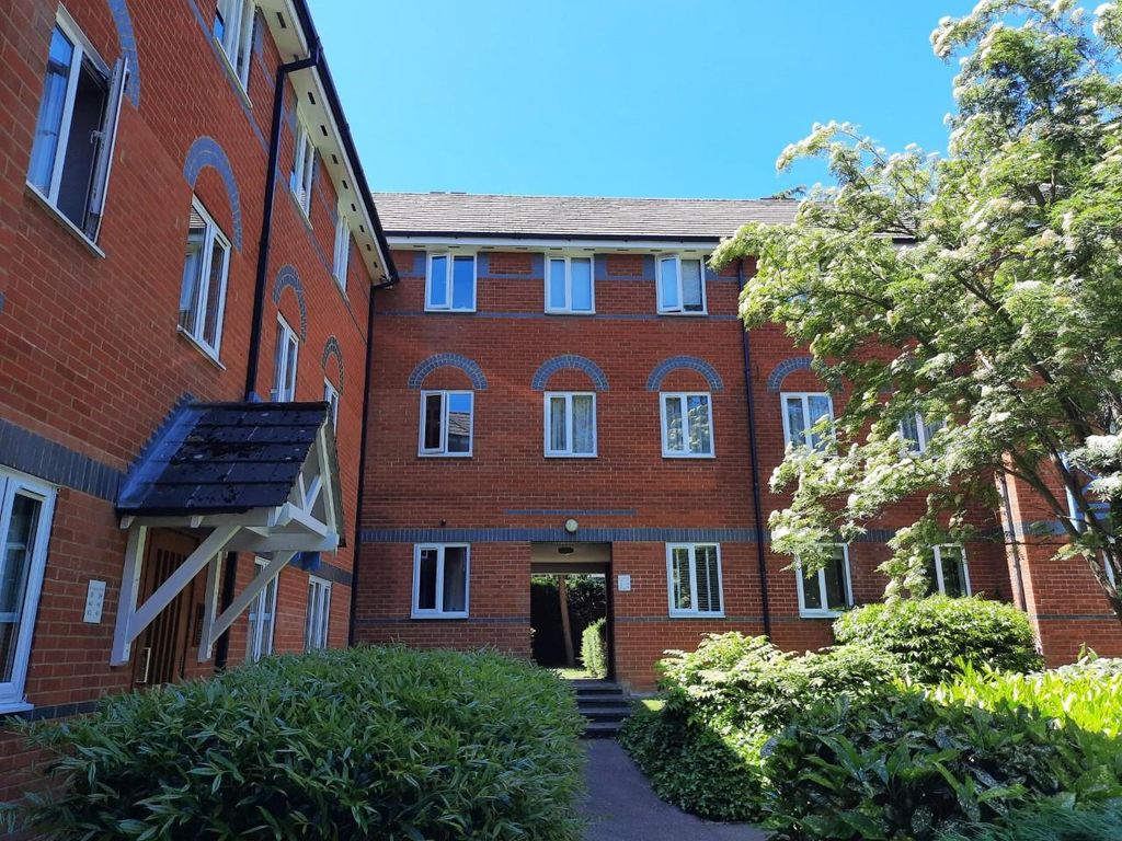 Property photo 1 of 18