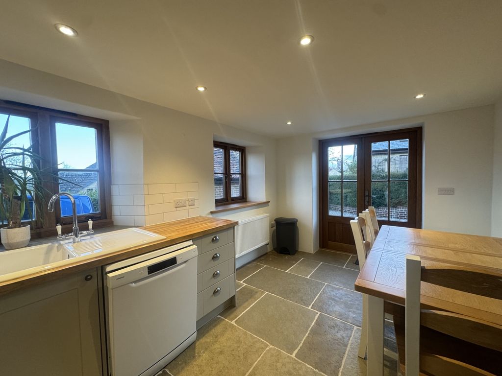 Property photo 2 of 22 Img_2729