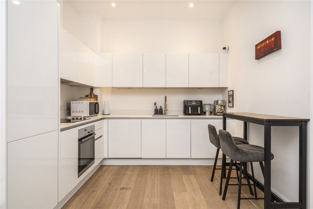 Property photo 2 of 13 Kitchen