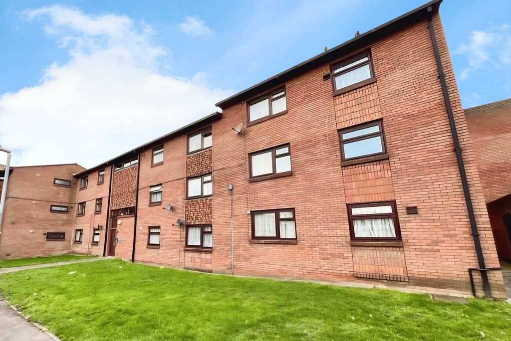 Property photo 1 of 7 49B91271-8660_529040677_Img_00_0000