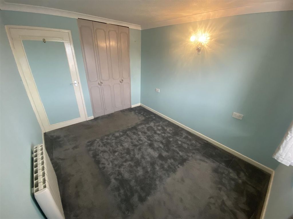 Property photo 2 of 8 Bedroom.2