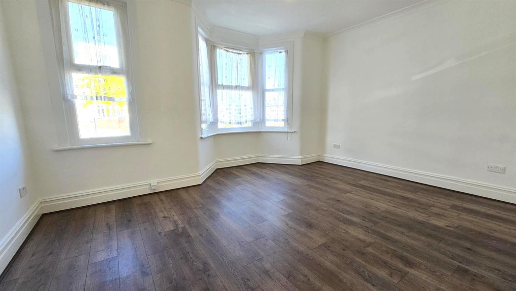 Property photo 1 of 9 1 - Copy.Jpg