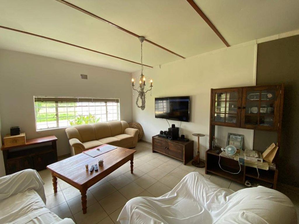 Property photo 3 of 21