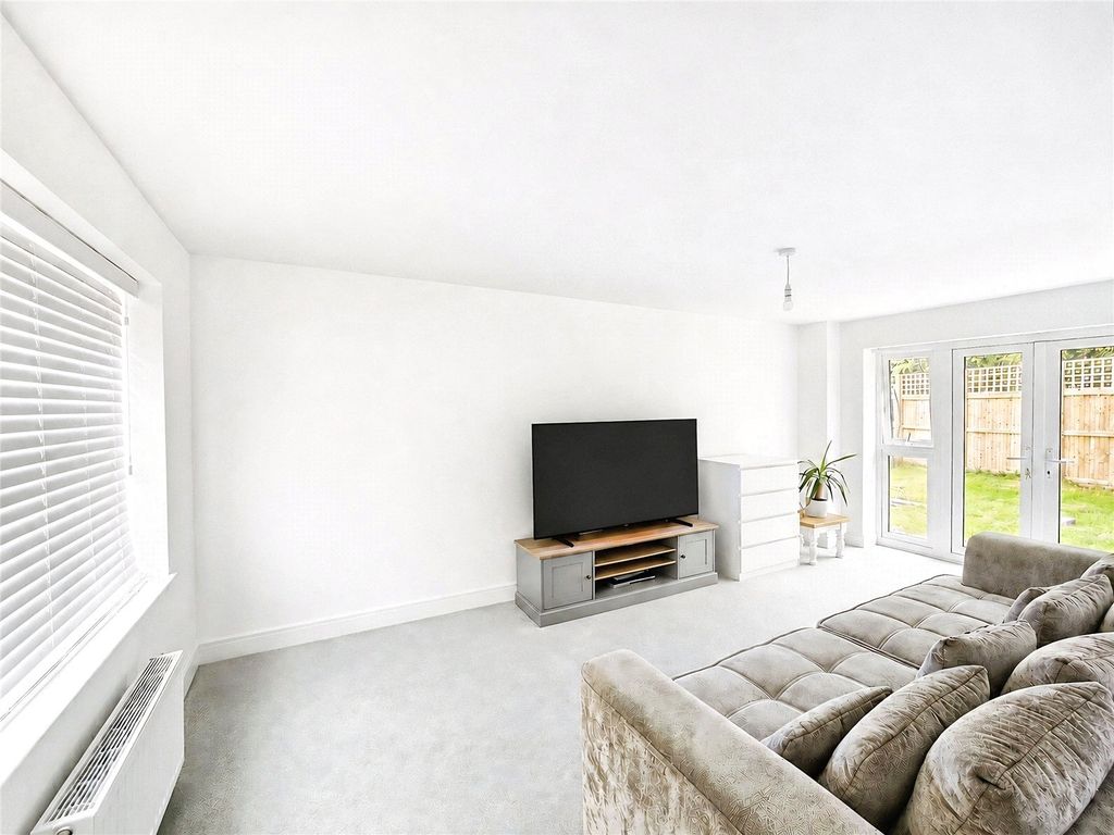 Property photo 3 of 14 Picture No. 04