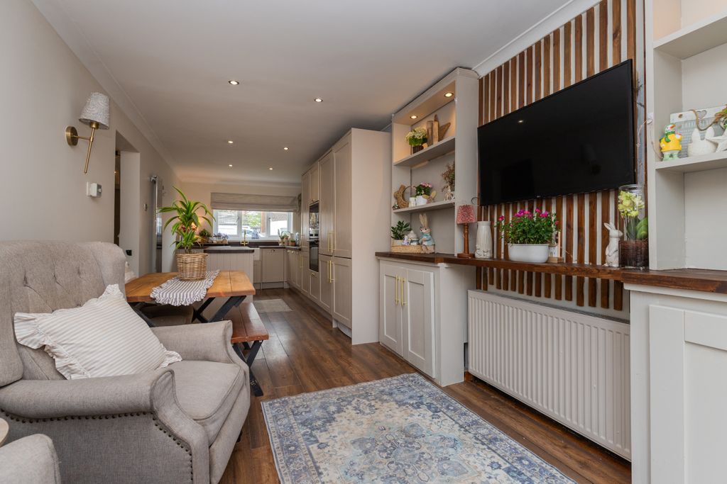 Additional image 12 of 4 bed detached house for saleFischer Gardens, Paisley, Renfrewshire PA1
