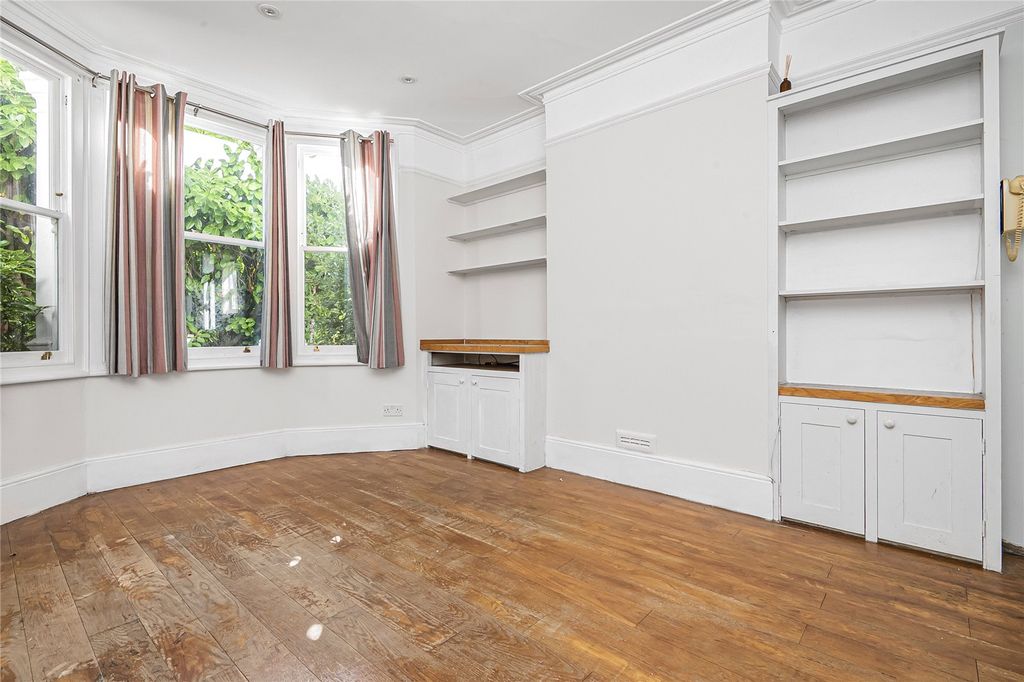 Property photo 3 of 14 Picture No. 01