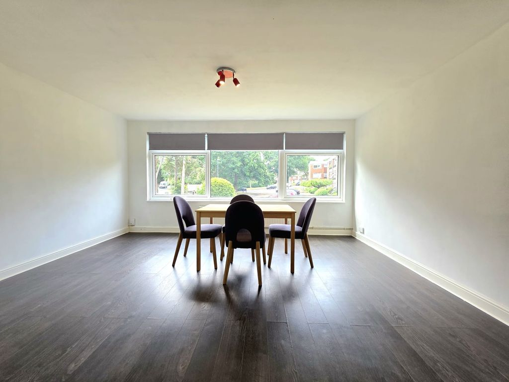 Property photo 1 of 13 2