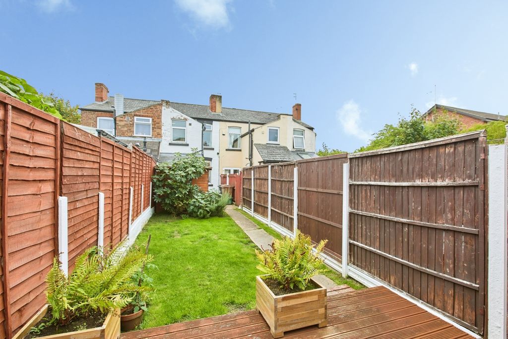 Property photo 2 of 15 Pbox-Img.Jpg