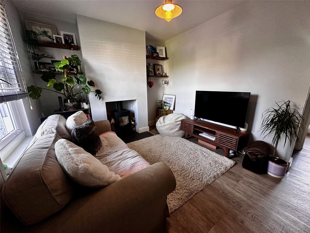 Property photo 3 of 7 Picture No. 08