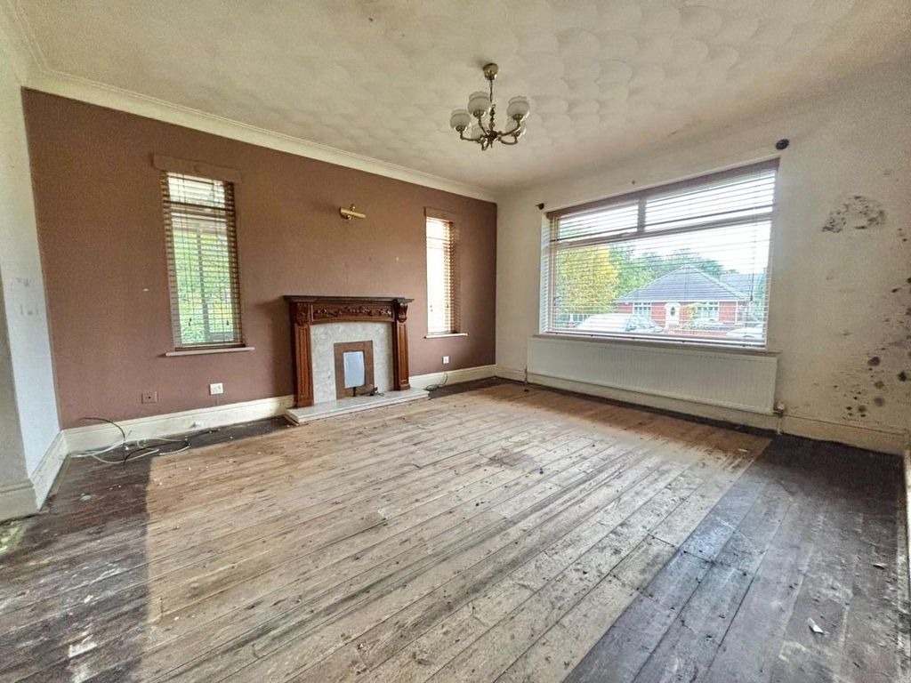 Property photo 2 of 14 27322E84-5831-41Da-97B3-43266c7c18Bf.Jpg