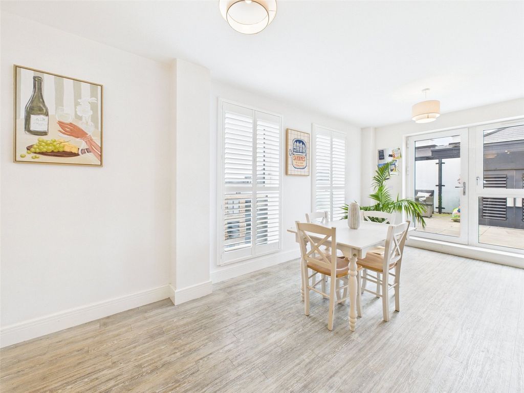 Property photo 3 of 11 Picture No. 04