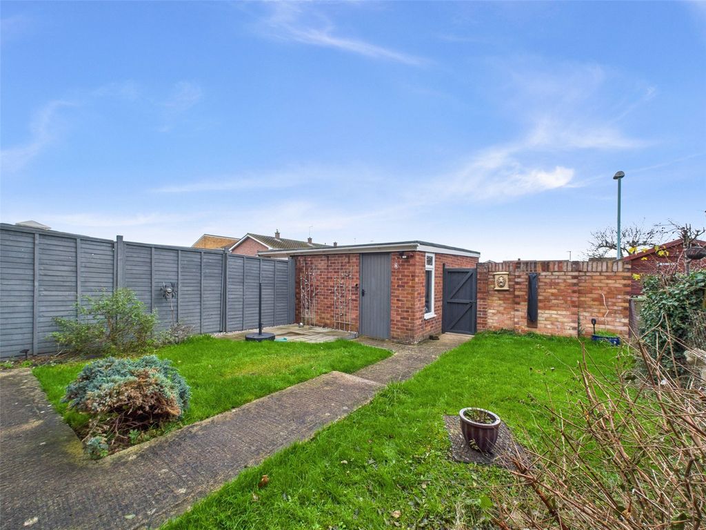 Property photo 2 of 13 Picture No. 16