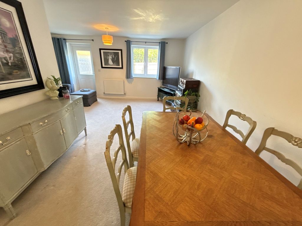 Property photo 3 of 10 4451506
