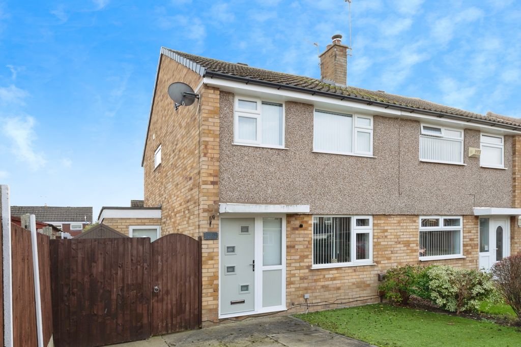 Property photo 1 of 20 Front