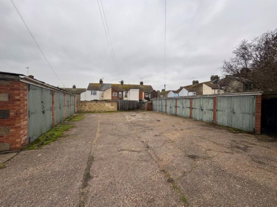 Property photo 2 of 5