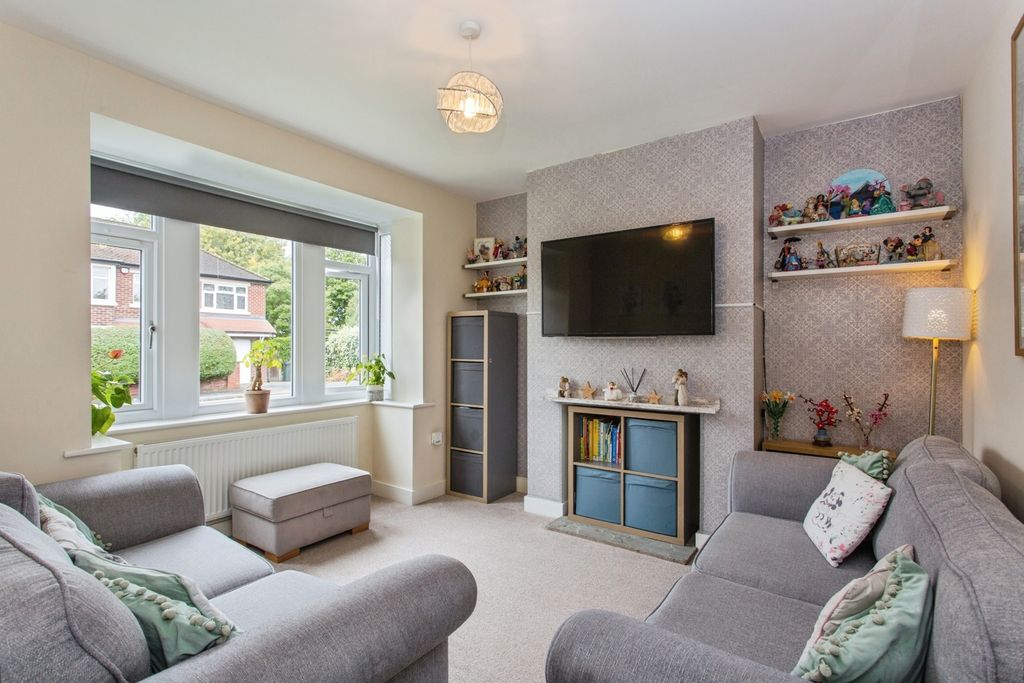 Property photo 3 of 17 Pbox-Img.Jpg