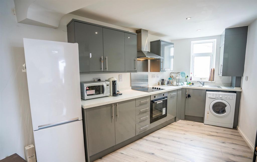 Property photo 1 of 7 Bc.Jpeg