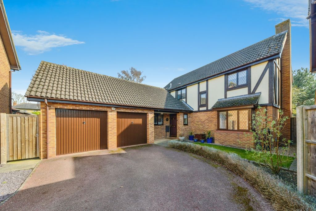 Property photo 1 of 16