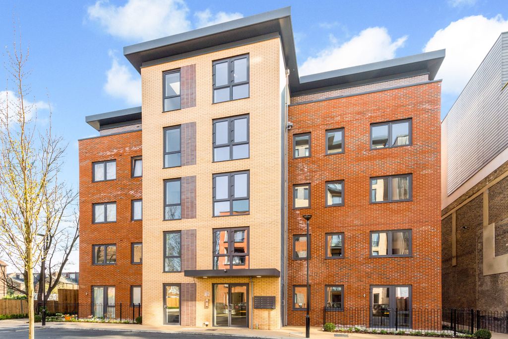 Property photo 1 of 15