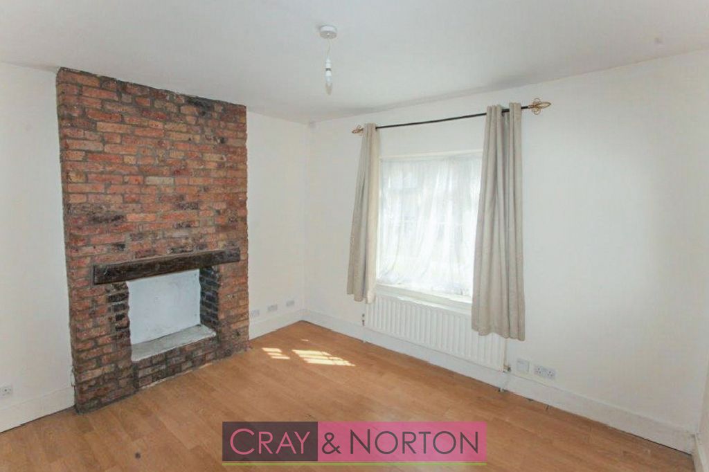 Property photo 2 of 7 Photo 2