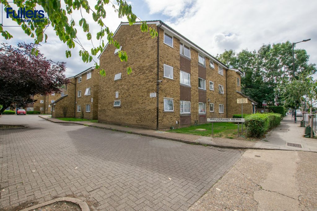 Property photo 1 of 6