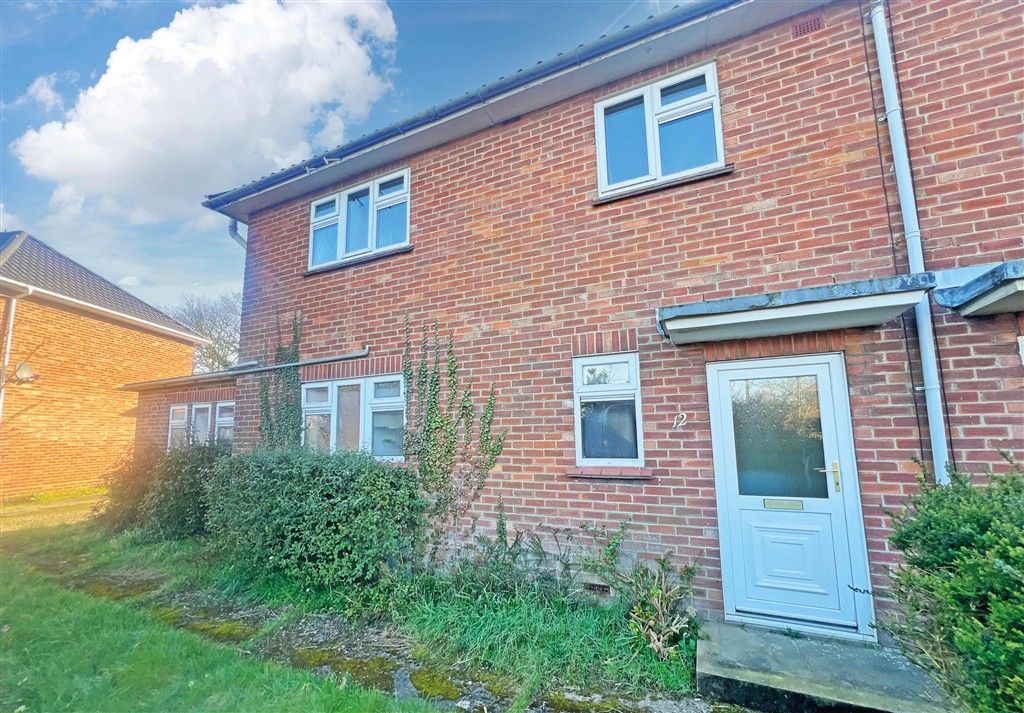 Property photo 1 of 8