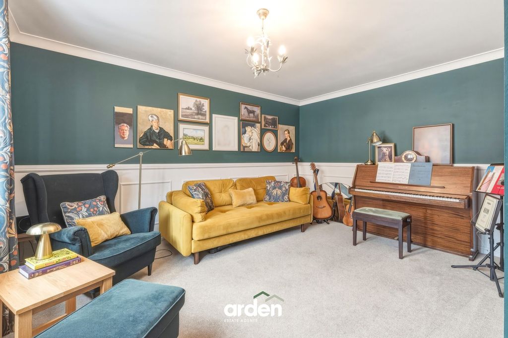 Property photo 3 of 22