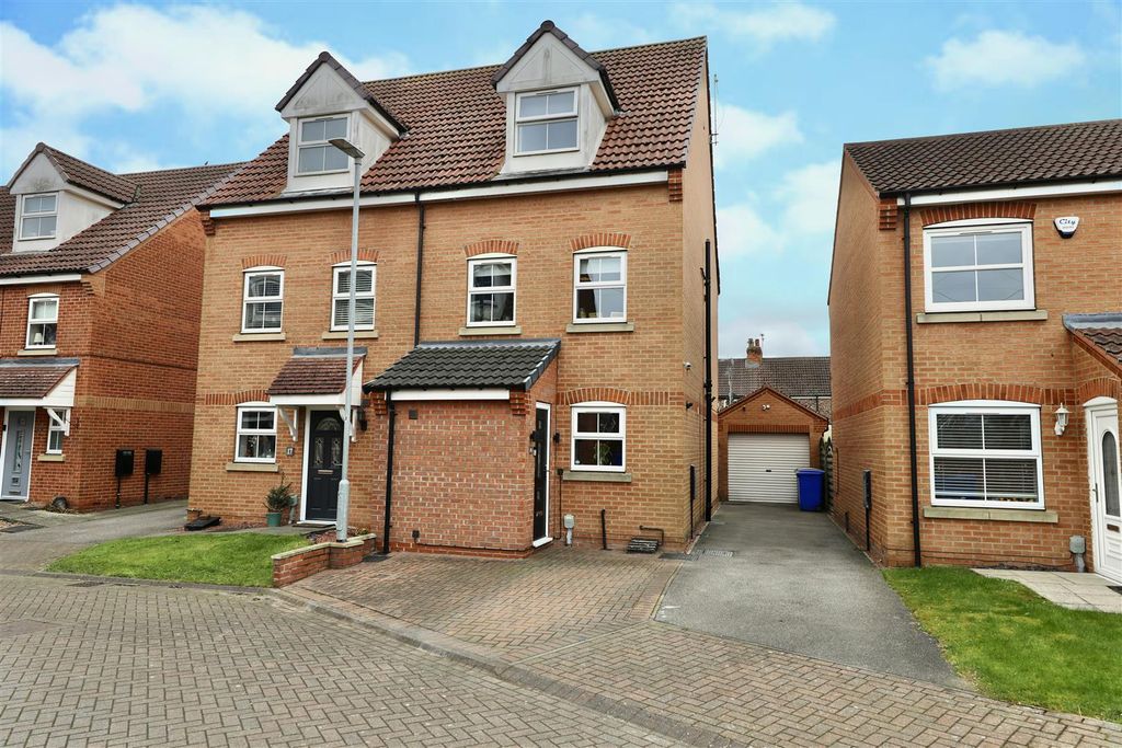 Property photo 1 of 28 0A9A0557.Jpg