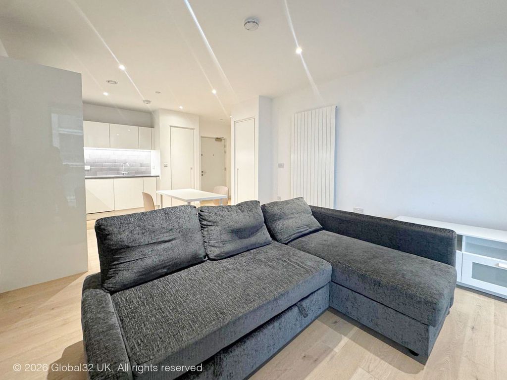 Property photo 3 of 9 Living/Dining/Kitchen