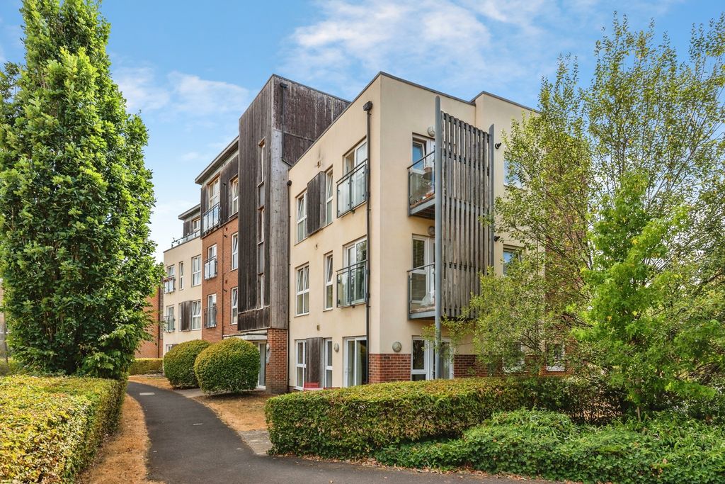 Property photo 1 of 19 Pbox-Img.Jpg