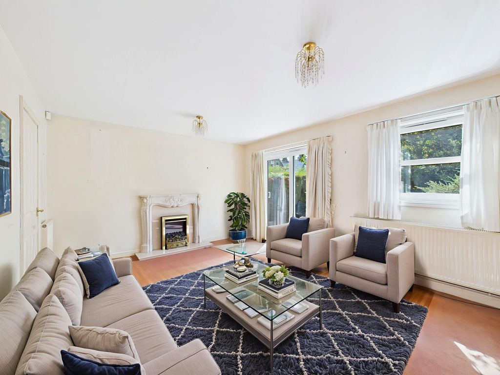 Property photo 2 of 20 Lounge (Virtually Furnished Ai)