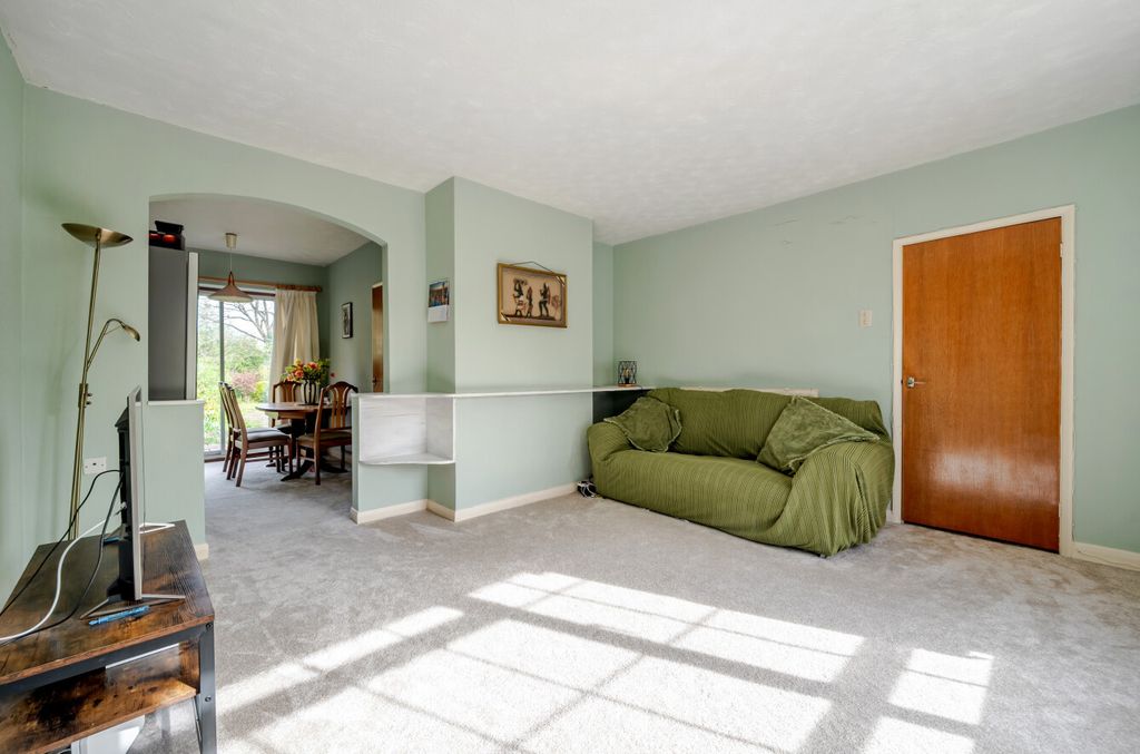 Property photo 3 of 22 1439537-20-69d8c0...