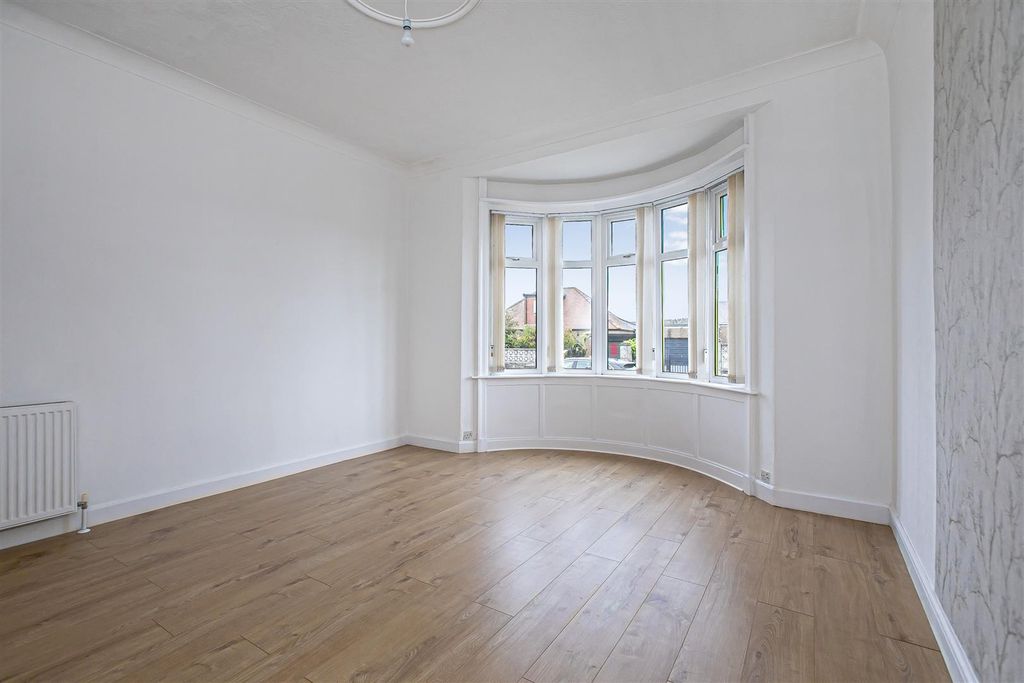 Property photo 3 of 64 7M3A2726.Jpg