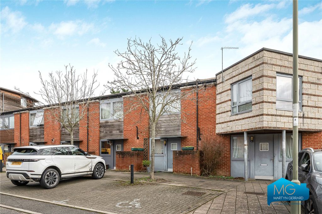 Property photo 1 of 21 Picture No. 12