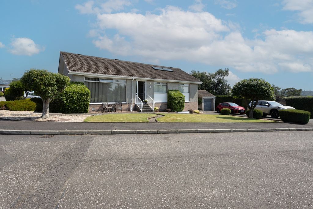Property photo 1 of 29