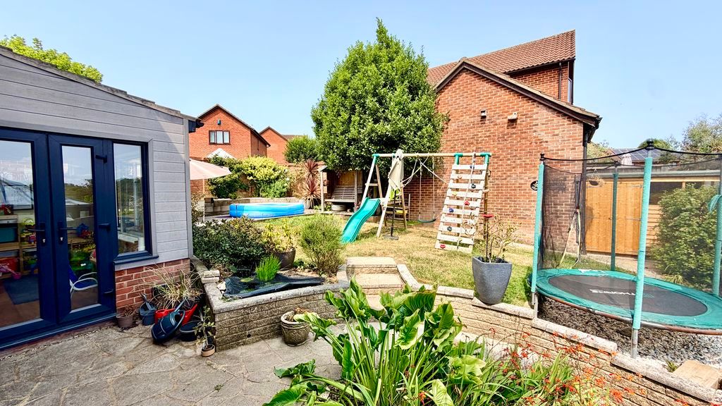 Property photo 2 of 15 Rear Garden