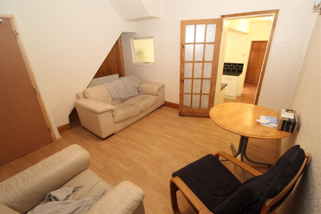 Property photo 2 of 15 Img_9508.Jpg