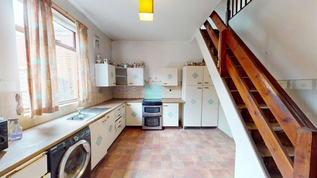 Property photo 3 of 8