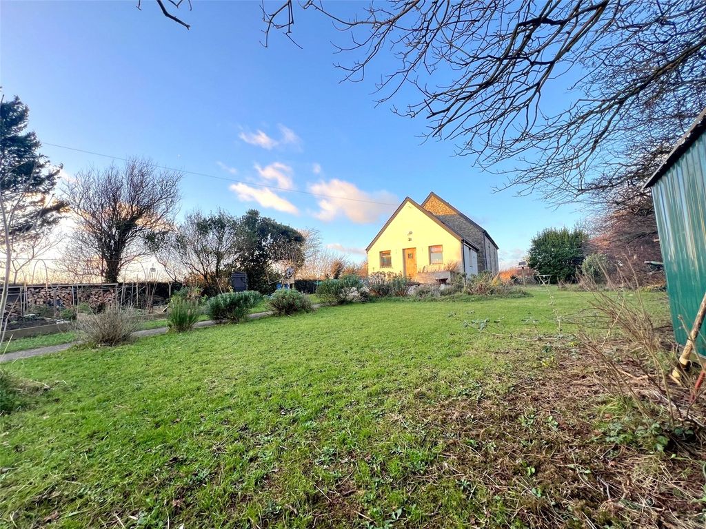 Property photo 3 of 37 Picture No. 41