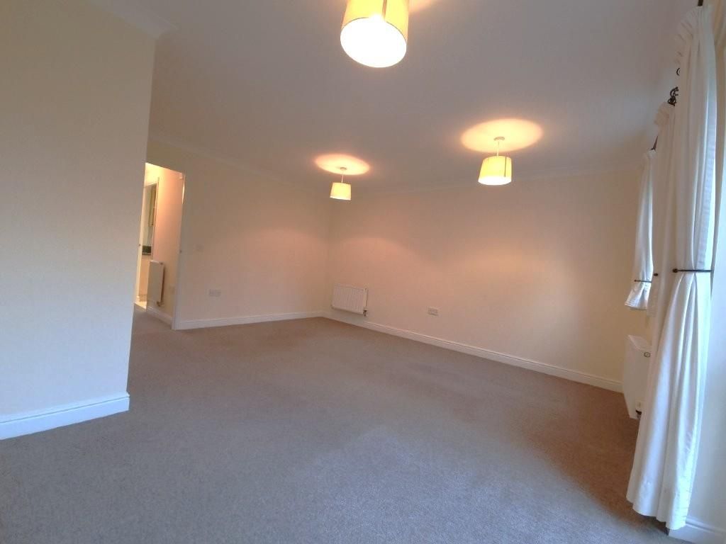 Property photo 2 of 11 10R6.Jpg