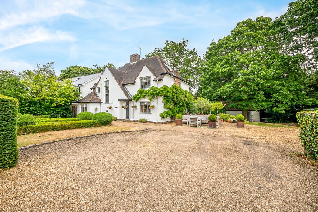 Property photo 1 of 23