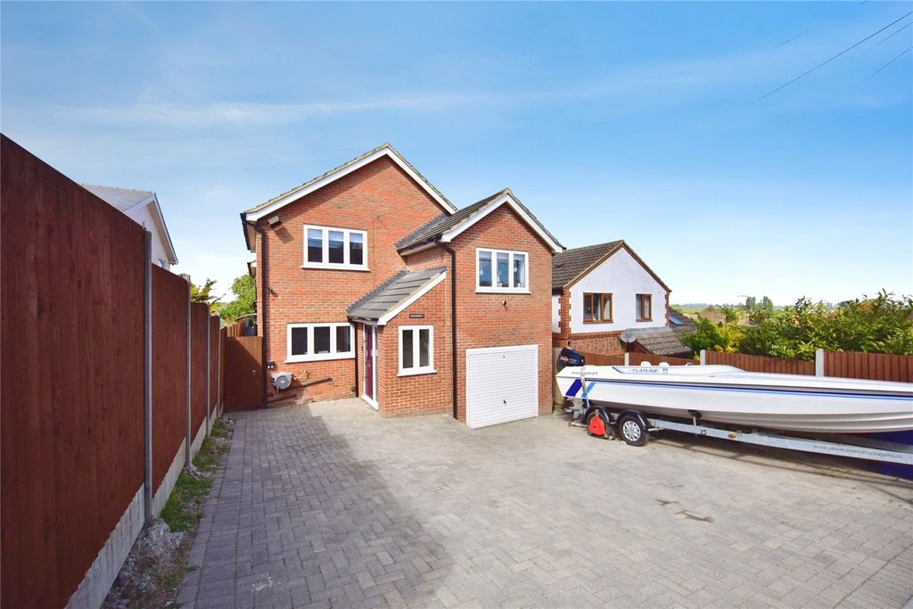 Property photo 1 of 17 Picture No. 03