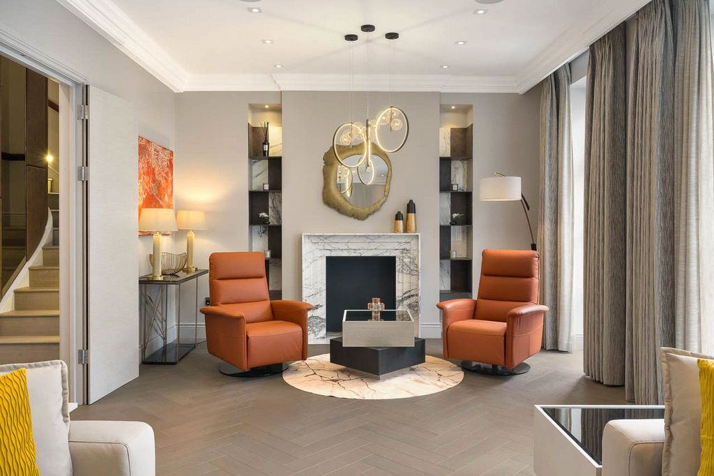 Property photo 3 of 18 Reception Room